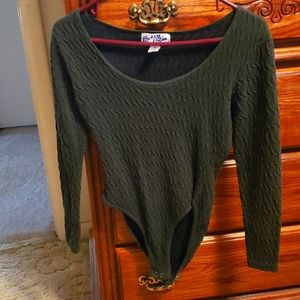 Green ling sleeve body suit